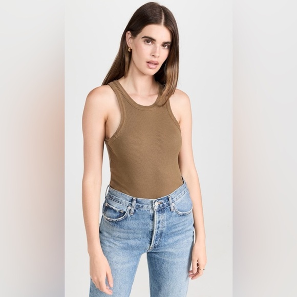 Agolde Bailey Ribbed Tank Top in Mouse Brown - Picture 10 of 12